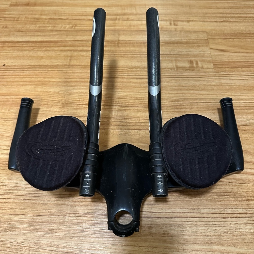 Black and Gray Aero Handlebar Extensions